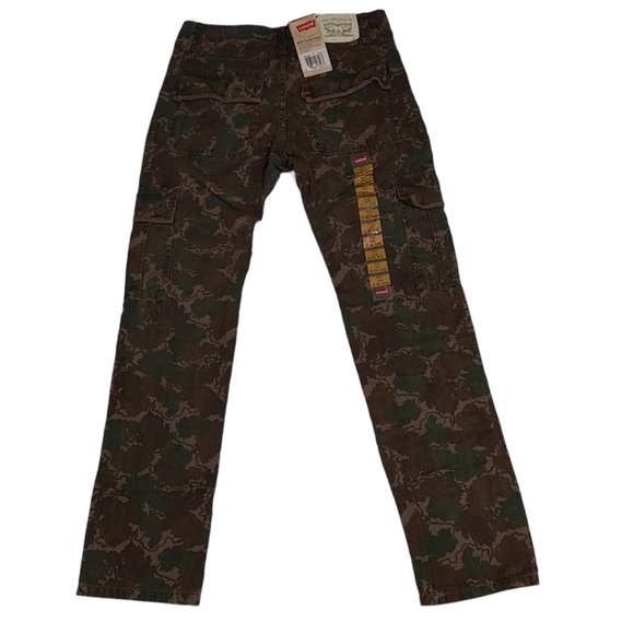 - Levi’s Cargo Pants - Picture 2 of 6